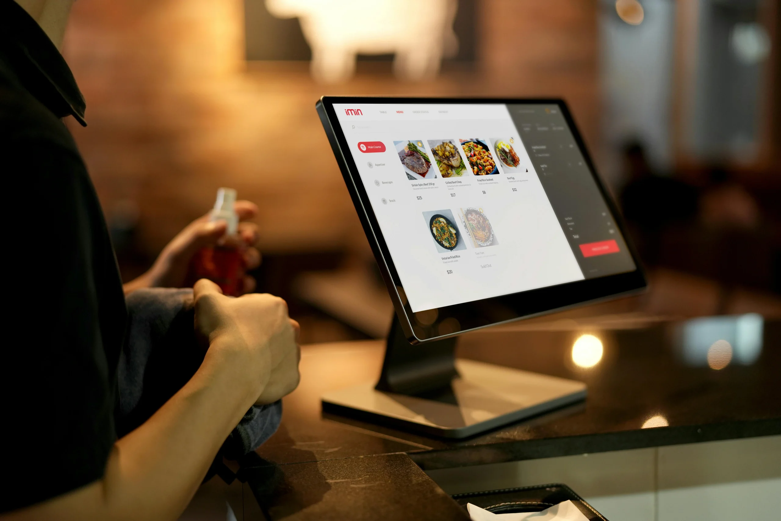 ¿Cómo gestionar un restaurante?